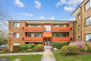 6441 Richmond Highway Unit: 102