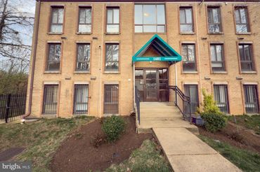 1601 Gainesville Street Unit: 201