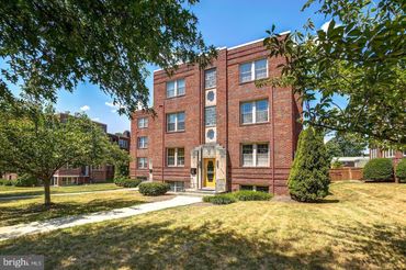 6722 3rd Street Unit: 204