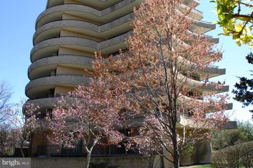 4200 NW Massachusetts Avenue Unit: 613