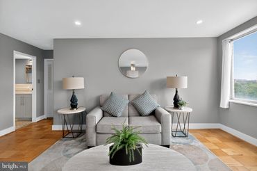 10201 Grosvenor Place Unit: 1425