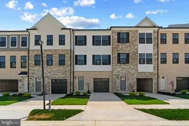 15005 Douglas Fir Lane