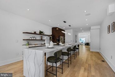 2515 Ontario Road Unit: 1