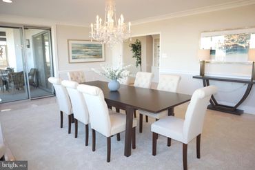 10401 Grosvenor Place Unit: 1704