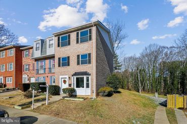 3258 Birchdale Square