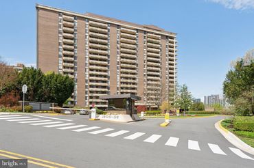 1800 Old Meadow Road Unit: 1204