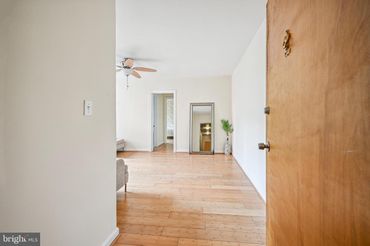 939 Longfellow Street Unit: 205