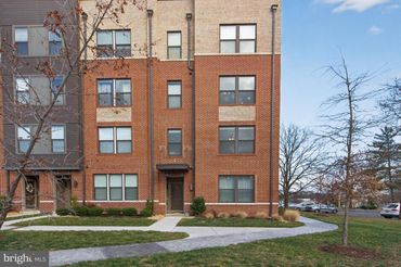 55 Silverway Drive Unit: 48