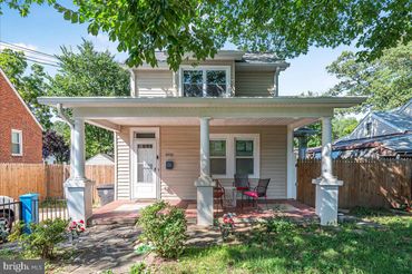 3916 Nicholson Street