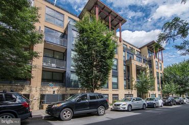 2301 Champlain Street Unit: 414