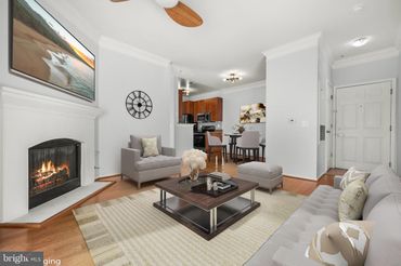 1570 Spring Gate Drive Unit: 7213