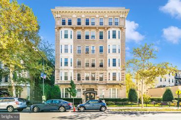 1852 Columbia Road Unit: 101