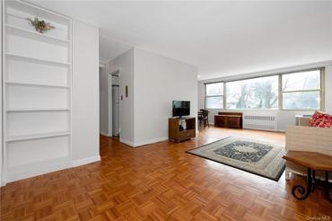 12 Old Mamaroneck Road Unit: 3J