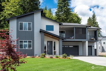 17726 142nd Avenue Unit: 9