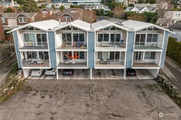 6018 Lakeview Drive Unit: 201