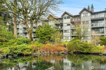19428 Aurora Avenue Unit: 433