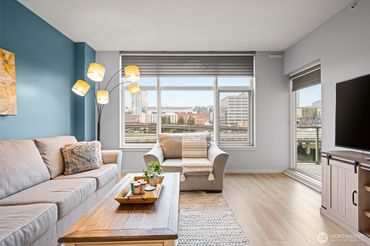 1515 Dock Street Unit: 710