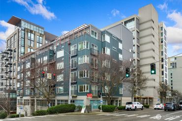 2717 Western Avenue Unit: 524
