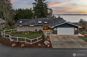 2222 Old Port Court