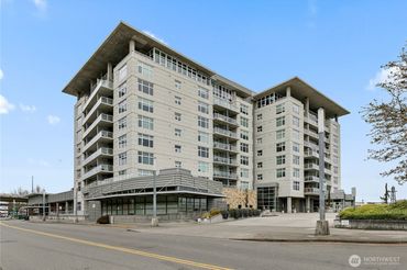 1515 Dock Street Unit: 401