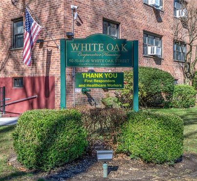 50 White Oak Street Unit: 3G