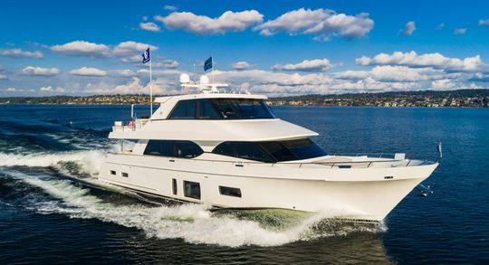 88′ 2019 Ocean Alexander Skylounge 88E21