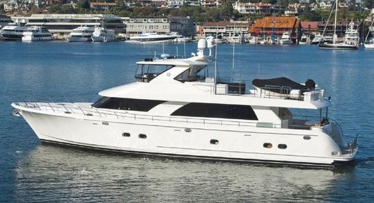 80′ 2010 Ocean Alexander Motoryacht