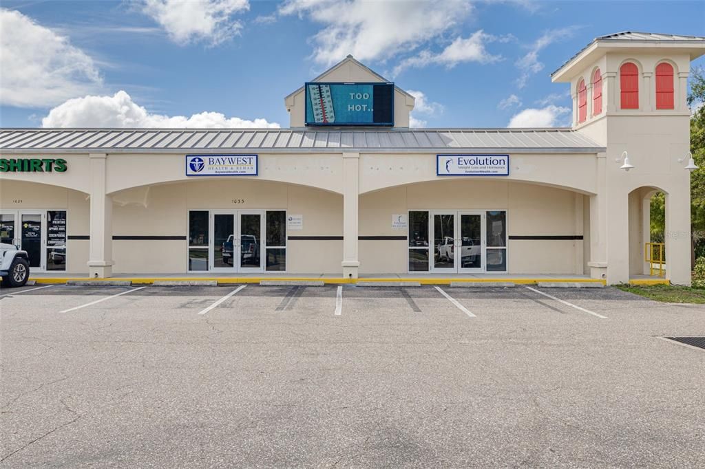 1033 W Bay DRIVE Largo, FL 33770 - MLS #TB8435360 - EmpowerHome Team