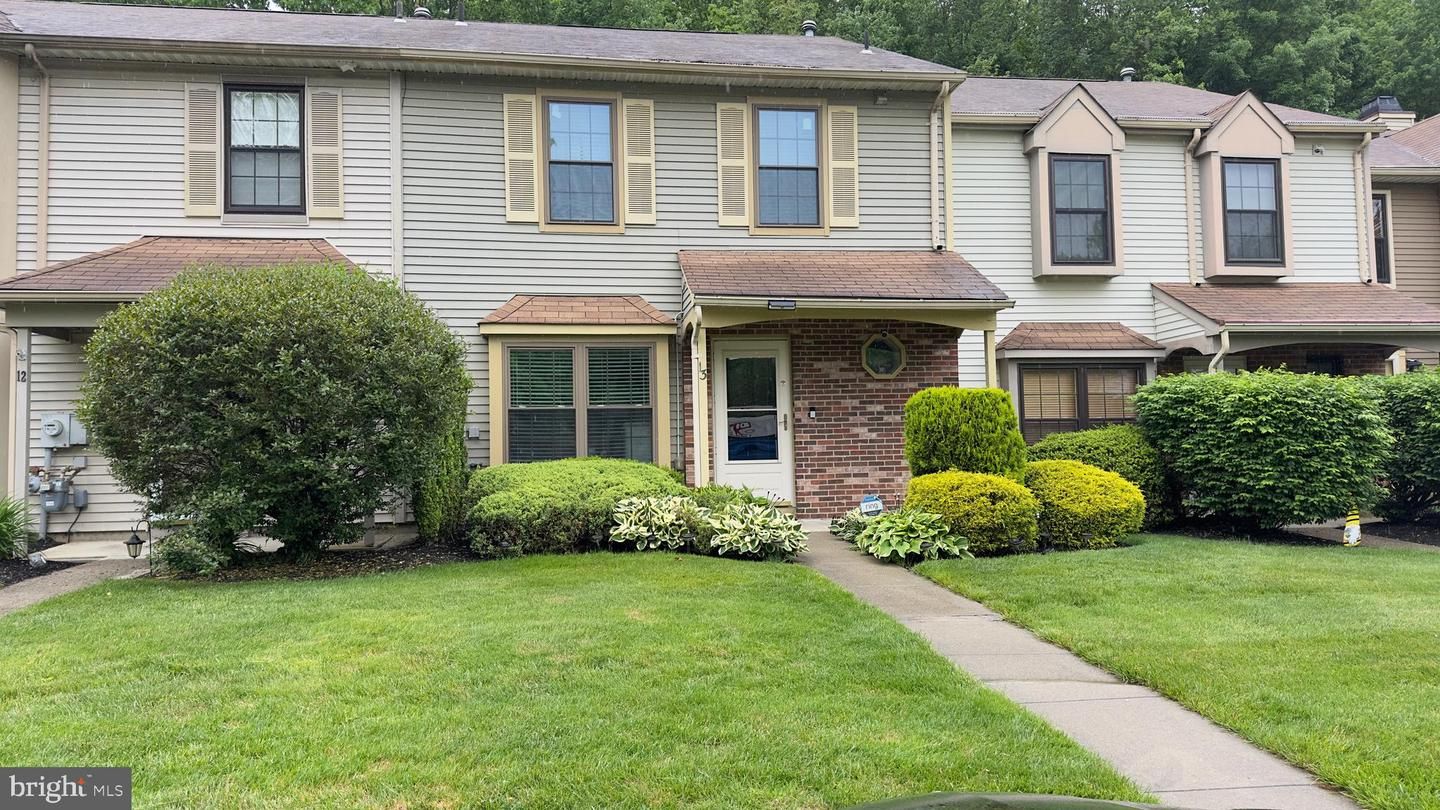 13 Devon Ct Ct Robbinsville, NJ 08691 - MLS #NJME2072284 - EmpowerHome Team