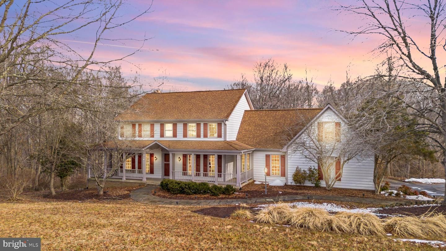22109 Creekview Drive Gaithersburg, MD 20882 - MLS #MDMC2218654 ...
