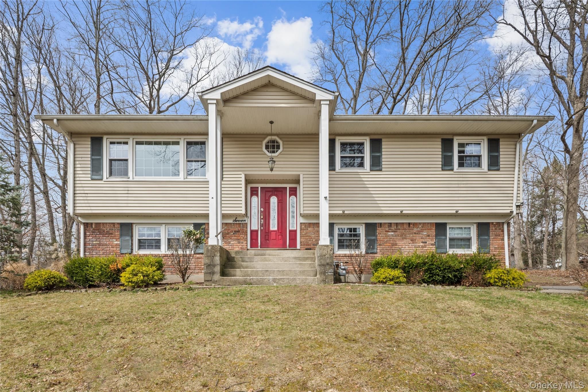 7 Jacqueline Road Monsey, NY 10952 - MLS #975126 - Station Cities