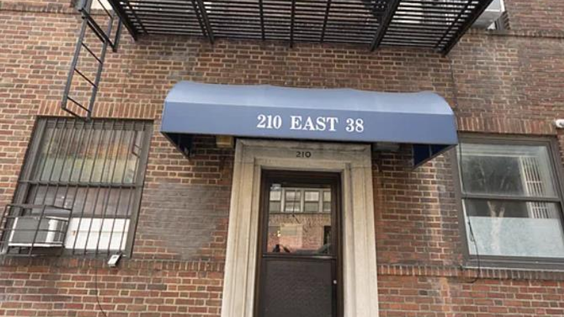 photo of 210 East 38th Street  ·  5-G