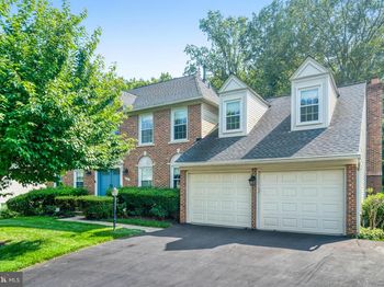 7832 Valleyfield Drive