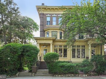526 S 46th Street