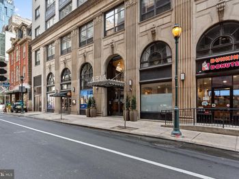 1425 Locust Street Unit: 7D