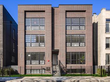 1942 W BELMONT Avenue Unit: 2W