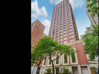 1122 N Dearborn Street Unit: 19J