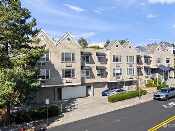 440 St Helens Avenue Unit: 303