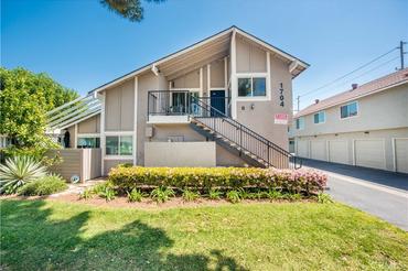 1704 N Willow Woods Drive Unit: B