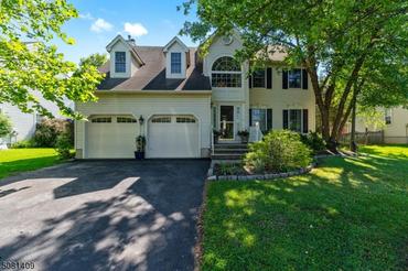 4 Goosetown Dr