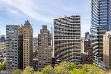 202 W Rittenhouse Square Unit: 2703-04