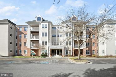 4550 Chaucer Way Unit: 201