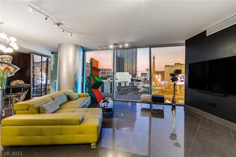 3722 Las Vegas Boulevard Unit: 907