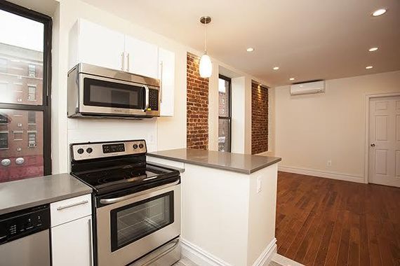 photo of 941 Columbus Avenue  ·  2-B