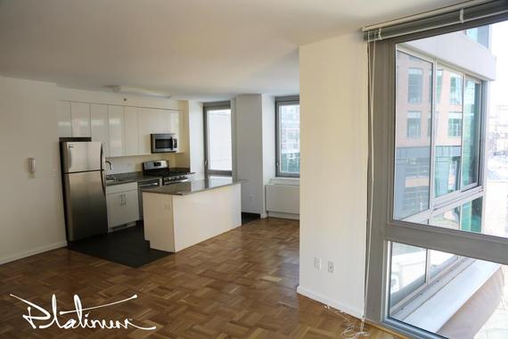 photo of 505 West 37th Street  ·  4205
