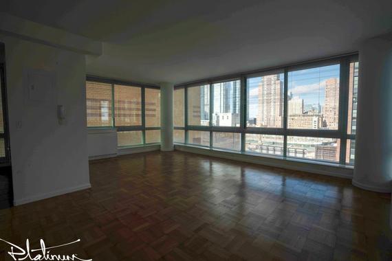 photo of 505 West 37th Street  ·  6J