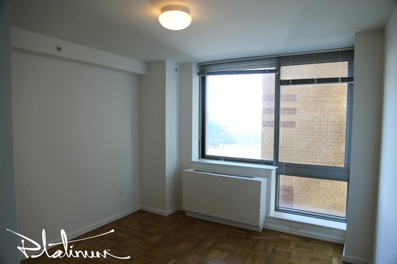 photo of 505 West 37th Street  ·  405