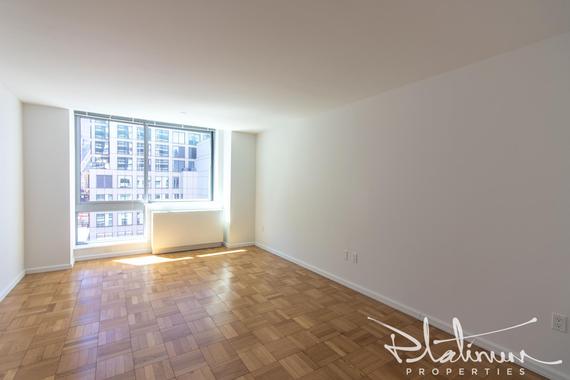 photo of 505 West 37th Street  ·  616