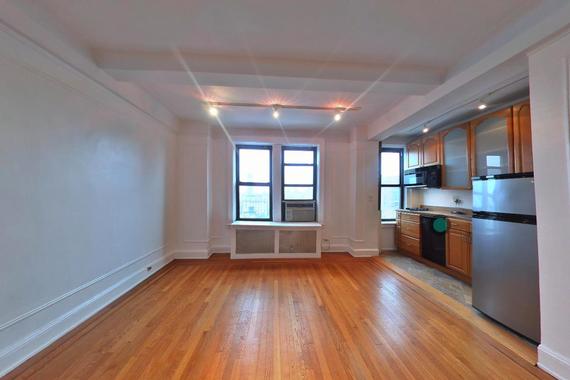 photo of 41 West 72nd Street  ·  16-G
