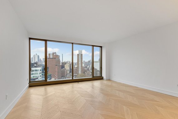 photo of 500 West 18th Street  ·  12-D